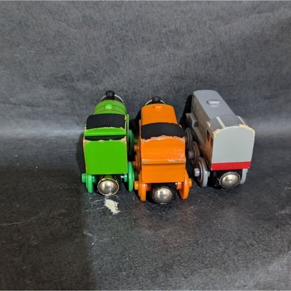 Thomas & Friends Wooden Railway Engines Bundle Percy Dennis Billy magnetic 5 - Picture 7 of 10